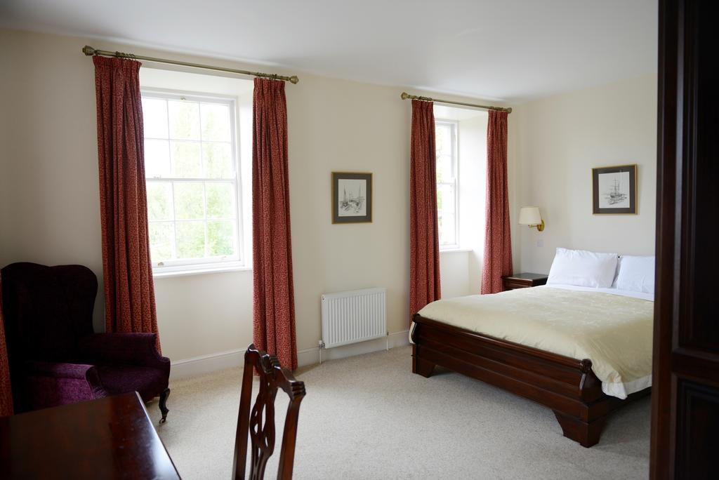 Hotel Ashbrook Arms Townhouse And Restaurant Durrow Exteriér fotografie